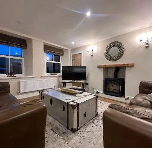 1 The Derry, Luxury 3 Bedroom Cottage - Sedbergh