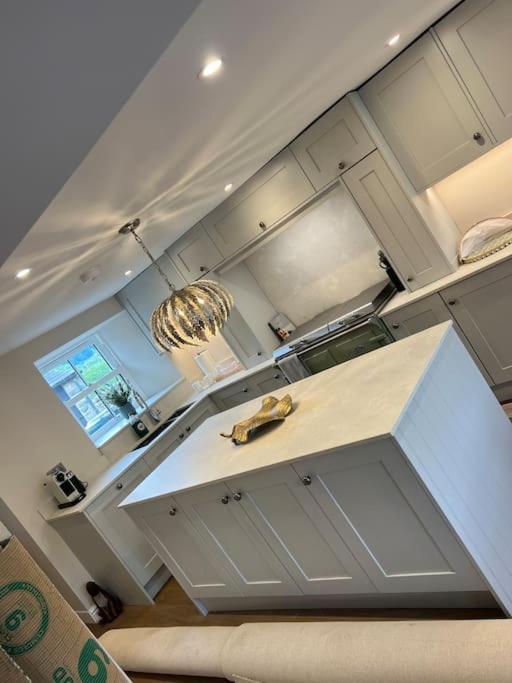 1 The Derry, Luxury 3 Bedroom - Vakantiehuis *