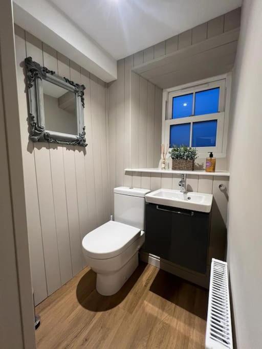 Holiday home 1 The Derry, Luxury 3 Bedroom - *