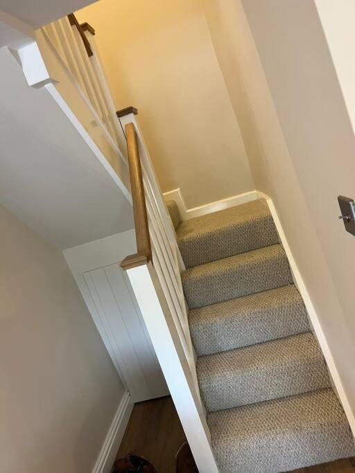 1 The Derry, Luxury 3 Bedroom - *