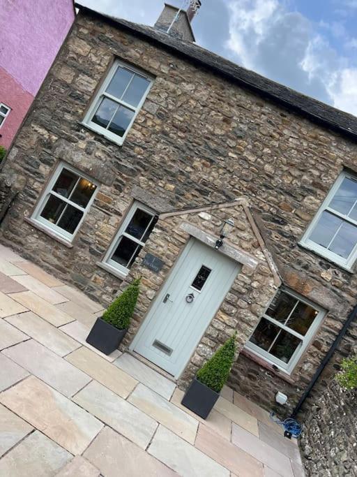 1 The Derry, Luxury 3 Bedroom -