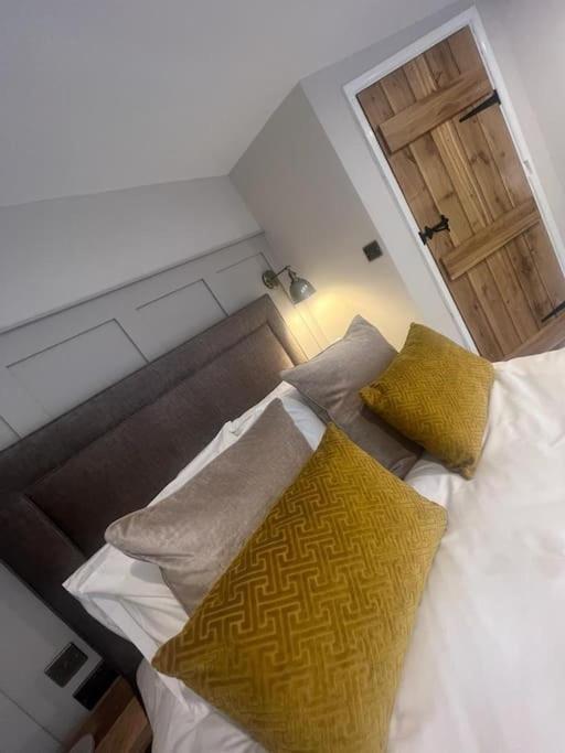 1 The Derry, Luxury 3 Bedroom - Vakantiehuis *